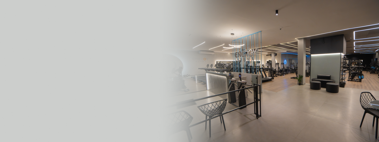 Recepção e área de musculação da Academia Energy Arena